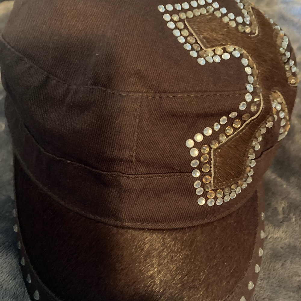 BHW cowhide cross hat